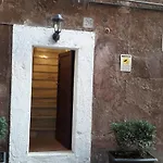 Giulia Apartman