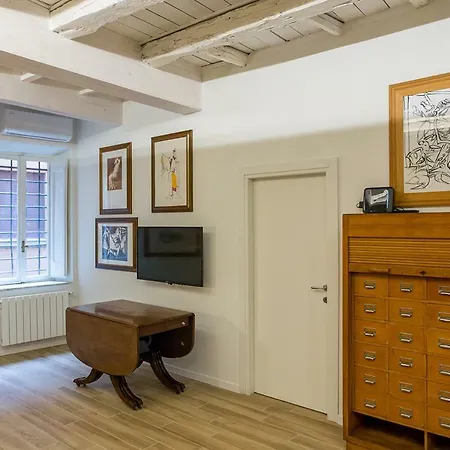 Giulia Apartman
